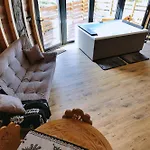 Tatry Mountain Glamp Z Jacuzzi Luxury tent Zakopane