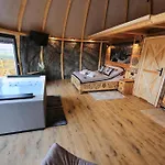 Luxury tent Tatry Mountain Glamp Z Jacuzzi Zakopane
