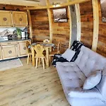Tatry Mountain Glamp Z Jacuzzi Luxury tent *