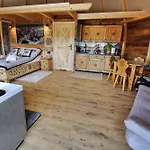 Luxury tent Tatry Mountain Glamp Z Jacuzzi Zakopane