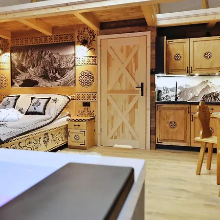 Luxury tent Tatry Mountain Glamp Z Jacuzzi Zakopane
