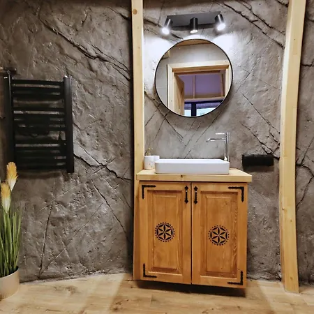 خيمة فخمة Tatry Mountain Glamp Z Jacuzzi *