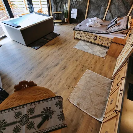 Tatry Mountain Glamp Z Jacuzzi زاكوباني