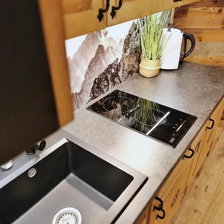 Tatry Mountain Glamp Z Jacuzzi خيمة فخمة *