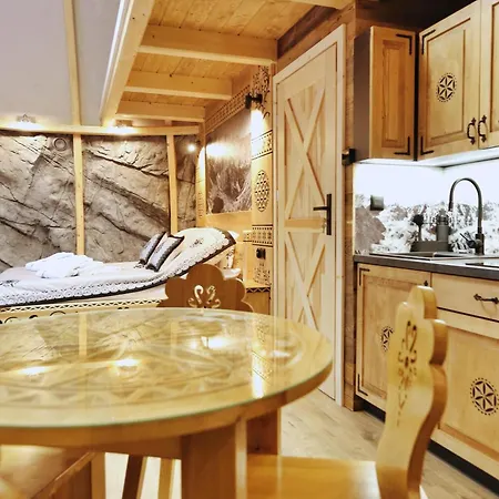Tatry Mountain Glamp Z Jacuzzi زاكوباني