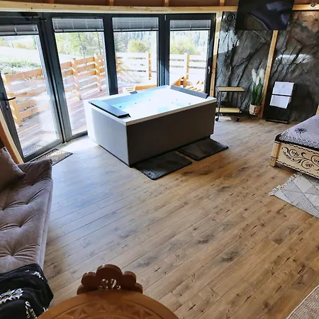 Tatry Mountain Glamp Z Jacuzzi Luksustelt