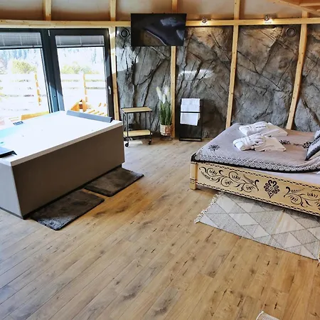 Tatry Mountain Glamp Z Jacuzzi