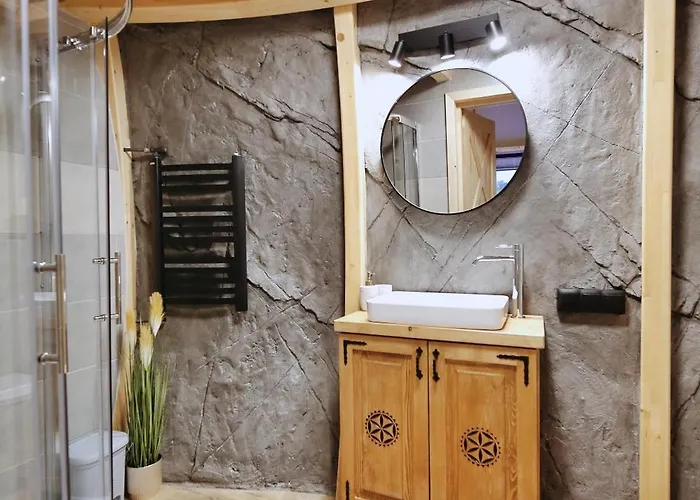 Tatry Mountain Glamp Z Jacuzzi * Zakopane