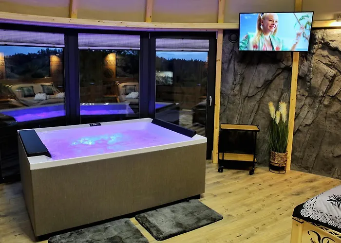 Luksusowy namiot Tatry Mountain Glamp Z Jacuzzi