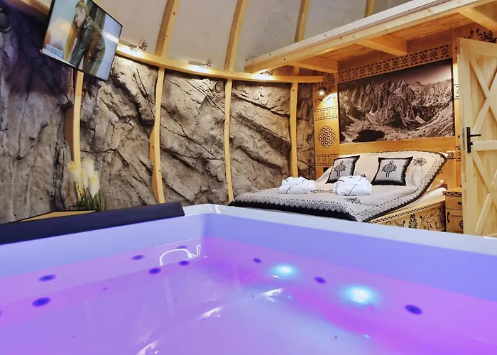Tatry Mountain Glamp Z Jacuzzi Luksusowy namiot *