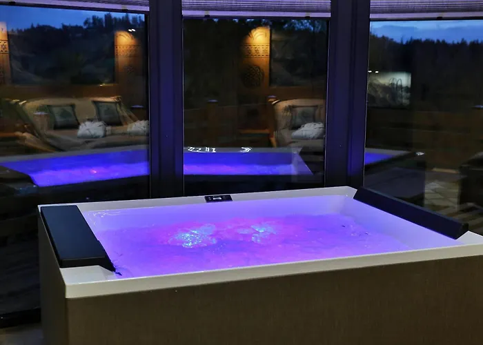 Luksusowy namiot Tatry Mountain Glamp Z Jacuzzi *