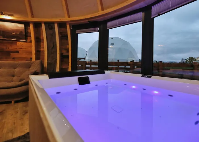 Luksusowy namiot Tatry Mountain Glamp Z Jacuzzi